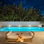 Belic With Pool شقة *