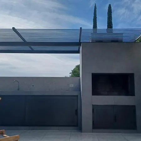 Apartment Belic With Pool
