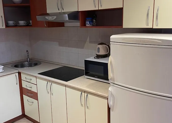 Belic With Pool Apartman Jelsa (Hvar)