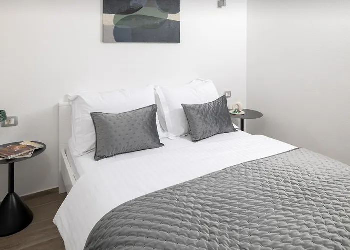 Apartman Belic With Pool Jelsa (Hvar)