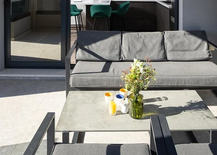 Belic With Pool Apartman Jelsa (Hvar)