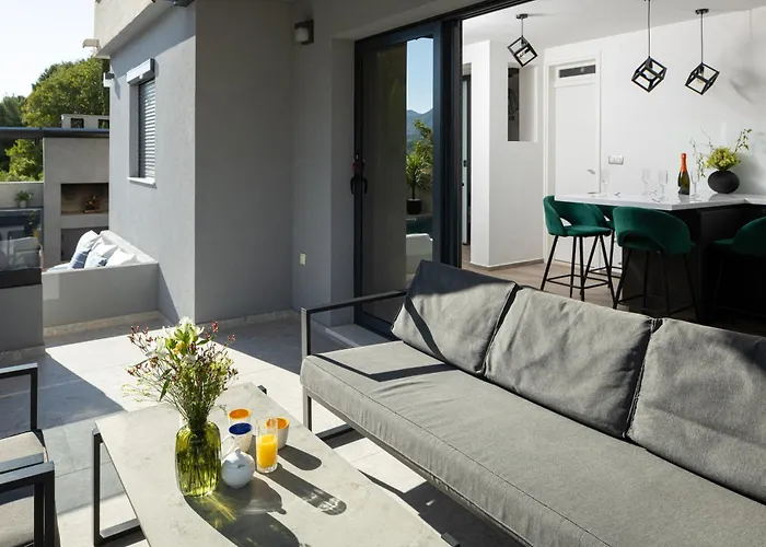 Apartman Belic With Pool Jelsa (Hvar)