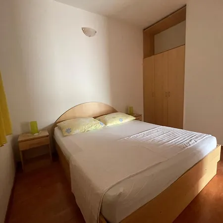 Belic With Pool Jelsa (Hvar)