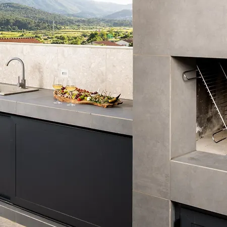 Belic With Pool Appartement Jelsa (Hvar)