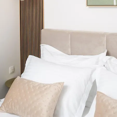 Appartement Belic With Pool *