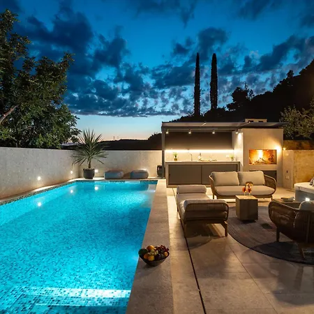 Appartement Belic With Pool Jelsa (Hvar)