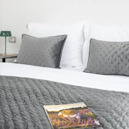 Belic With Pool Appartement *