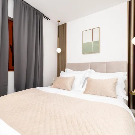 Belic With Pool Jelsa (Hvar)