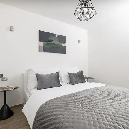 Belic With Pool * Jelsa (Hvar)