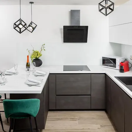 Appartement Belic With Pool